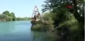 Sokak kısıtlamasının başlamasına 5 dakika kala ırmakta kayboldu