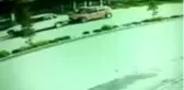 Dört yıl önceki kazada oğlunun ölümüne neden olan sürücüyü silahla öldürdü