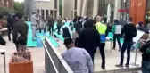 Almanya'da camilerde ve futbol sahalarında bayram namazı kılındı