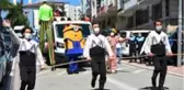 Esenyurt'ta sosyal mesafe çubuğuyla halay