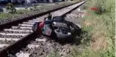 BURDUR Motosikleti raylara terkedip kaçtı