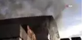 Oturduğu evi yaktı, sonra kaçtı