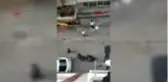 Sokağa çıkma kısıtlamasına uymayan 2 kişi, balkonundan kendilerini uyaran vatandaşı tehdit etti