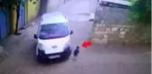 Sürücünün bir anlık dalgınlığı minik Mustafa'yı hayattan kopardı! O anlar anbean kamerada