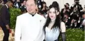 Elon Musk'ın sevgilisi Grimes, sanat galerisinde 