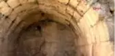 DİYARBAKIR ZERZEVAN KALESİNDE MİLİMETRİK HESAPLARLA YAPILAN SU KANALI GİZEMİNİ KORUYOR