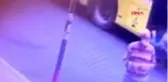 MALTEPE'DE OTOBÜSTEN İNMEYE ÇALIŞAN KADIN KAPI ÇARPINCA DÜŞTÜ; O ANLAR KAMERADA