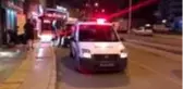 Bacaklarından vurulan 2 kişi hastaneye kaldırıldı