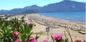İztuzu Plajı gündüz turistleri gecede caretta carettaları ağırlıyor