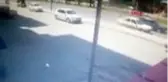 ANTALYA OTOMOBİLİN ÇARPTIĞI MİNİK ALİ YARALANDI, O ANLAR KAMERADA