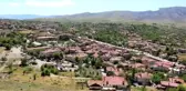 Sivas'ın Divriği ilçesini ziyaret eden 3 kişide Kovid-19 çıktı, vaka bulunmayan bölgede 75 kişi karantinaya alındı