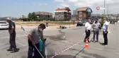 Ticari araca çarpan motosiklet sürücüsü ağır yaralandı.