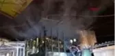 Ankara'da mobilya mağazası alev alev yandı