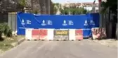 Surdan taşlar döküldü, yol trafiğe kapatıldı