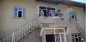 HAKKARİ 2 katlı evde çıkan yangın, söndürüldü