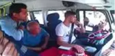 Minibüsçülerin yolcu kavgası kamerada