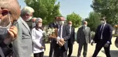 Meslek lisesi öğrencilerinin diktiği maskeler ihraç edildi