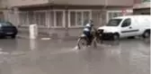 Ara sokaklar göle döndü, çevre yolunda trafik kilitlendi