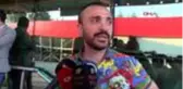 MANİSA Kaza geçiren Alişan ve ailesini ziyarete gelen Demet Akalın'ın eşi Okan Kurt, hastane önünde...