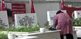 Şehit aileleri başsavcıyı şehitlikten dualarla uğurladı