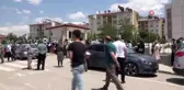 Polis ablası 'Yürü oğlum gidiyoruz' dedi, yürüme engelli genç sınava son anda yetiştirildi