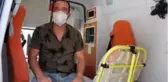 Karantina dinlemedi, üçüncü üniversite için sınava ambulansla gitti