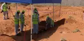 Libya'da Hafter milislerinden kurtarılan Terhune'de toplu mezar kazı çalışmaları sürüyor