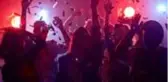 ABD'de gençler ölümle dans ediyor! Korona partisi düzenleyip virüsü ilk kapana para ödülü veriyorlar