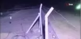 Kurt sürüsünün ortasında kalan tavşan av olmaktan kıl payı kurtuldu
