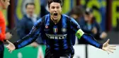 47 yaşındaki Javier Zanetti, fit görüntüsüyle gençlere taş çıkartıyor