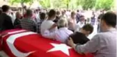 Havai fişek fabrikasındaki patlamada hayatını kaybeden 2 kişinin cenazeleri defnedildi