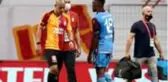 Feghouli'nin Trabzonspor maçında kırmızı kart görmesi, Galatasaray taraftarının tepkisini çekti