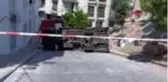 Yokuşu çıkamayan nakliye kamyonu devrildi
