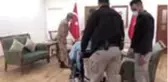 Jandarmanın ikna çalışması sonucu bir aile daha evladına kavuştu (2)