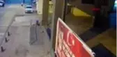 Kapkaççıyla uzun süre boğuştu, cep telefonunu çevredekiler getirdi