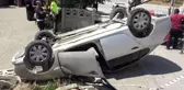 Son dakika haber... Takla atan otomobil ters döndü: 4 yaralı