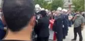 Son dakika 3. sayfa: Şehit eşinin üniforması ile törene katıldı