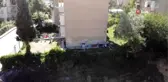 Temel kazısında toprak kaydı, apartman sakinleri tedirgin
