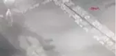GİRDİĞİ DÜKKANDA 