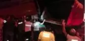Traktörün devrilmesi sonucu 3 kişi yaralandı