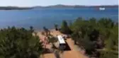 100 gönüllü ile Ayvalık'ta çevre temizliği