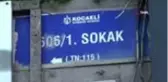 40 yıldır kullanılan sokağa ters yön tabelası koyulunca onlarca kişiye trafik cezası kesildi