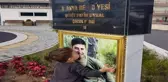 Alanya'da 3 yaşındaki minikten duygulandıran hareket