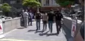 14 yaşındaki kız çocuğunu kaçırdığı iddia edilen 3 şüpheli adliyede