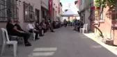 BURSA Şehit polis memurunun cenazesi helallik için amcasının evine götürüldü