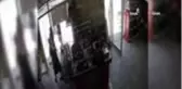 Erzincan'da müşteri ile market sahibi arasındaki kavga kameraya yansıdı