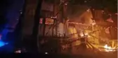 Amasya'da gece çıkan yangın 2 evi kül etti