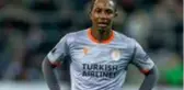 Başakşehir'den ayrılması kesinleşen Eljero Elia, transfer tekliflerini resmen açıkladı
