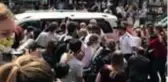 Johnny Depp'e mahkeme girişi hayranlarından yoğun ilgi