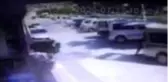 Defalarca takla atarak 8 araca çarpan otomobilin sürücüsü ağır yaralandı
